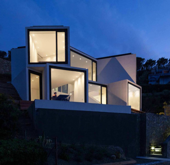 Geometric-architecture-connected-to-the-sun-and-sea-Sunflower-House-Cadaval-Solà-Morales-in-Girona-Spain