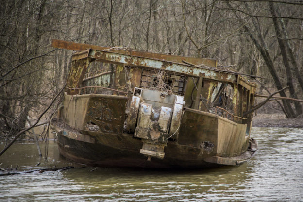 This Ghost Ship Deep in the Kentucky Woods Has a History with World War I, Thomas Edison and Madonna