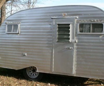 What A Guy Did With This Dumpy Old Camper Is Brilliant. And I Want It